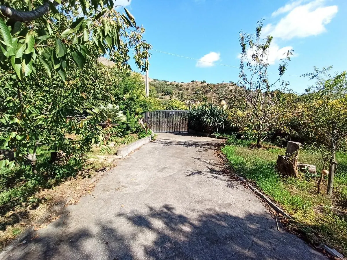 La Terra Dei Ciliegi Tra L'Etna E Il Mare Di Taormina Villa Piedimonte Etneo