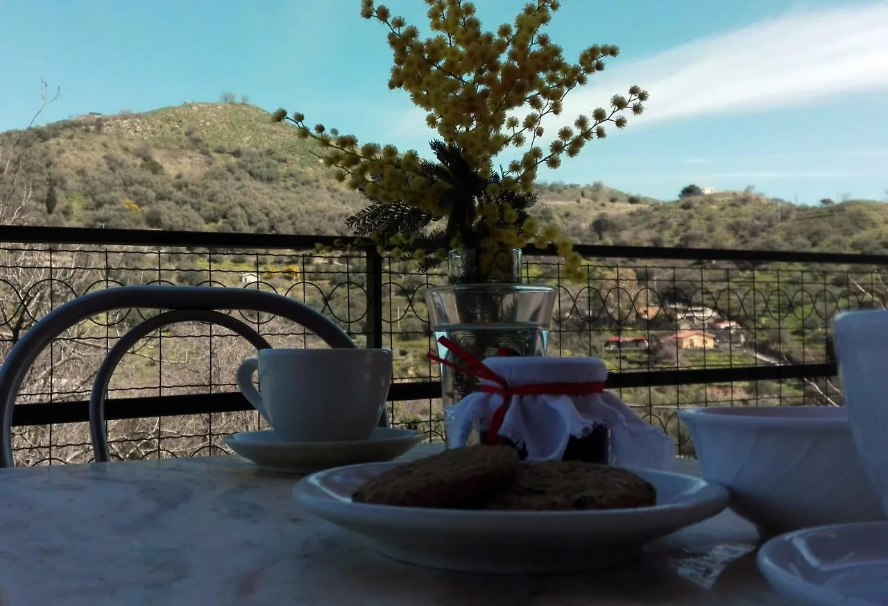 Villa La terra dei ciliegi tra l'Etna e il mare di Taormina Piedimonte Etneo